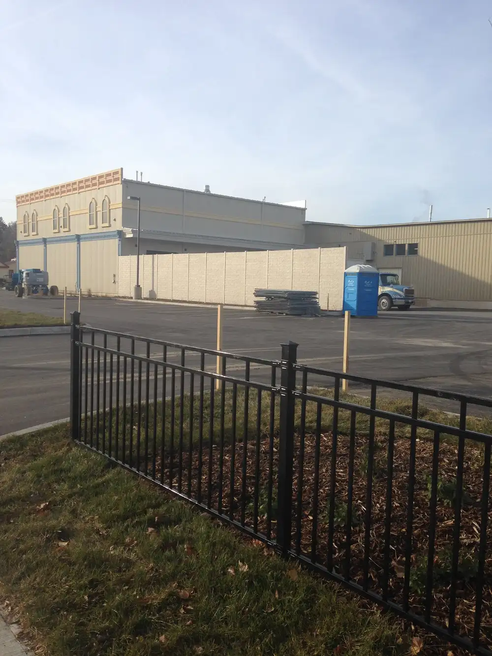 Hanley Fencing & Decking Inc. project photo 11